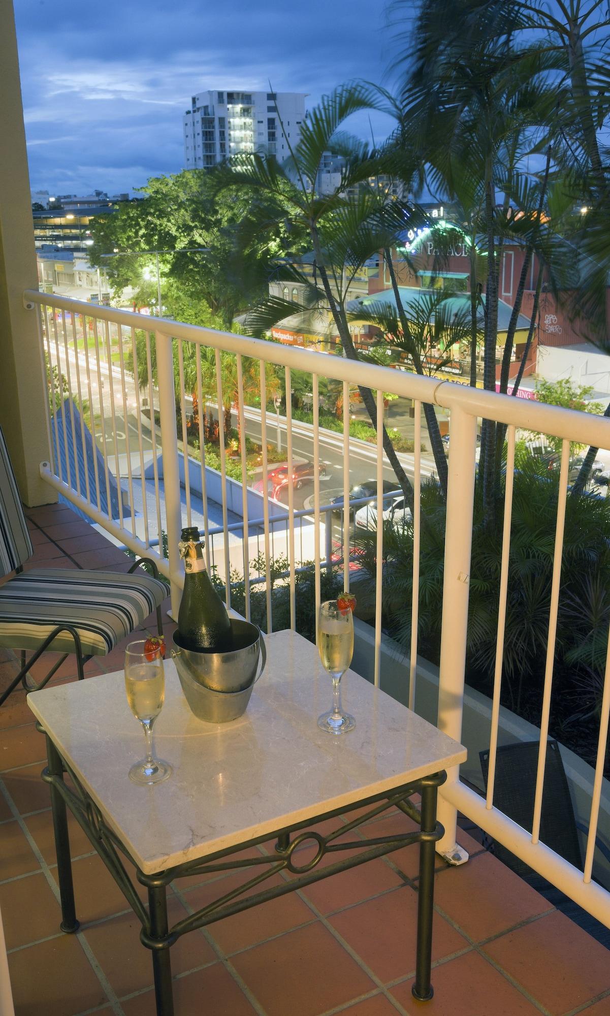 Inn Cairns Bagian luar foto