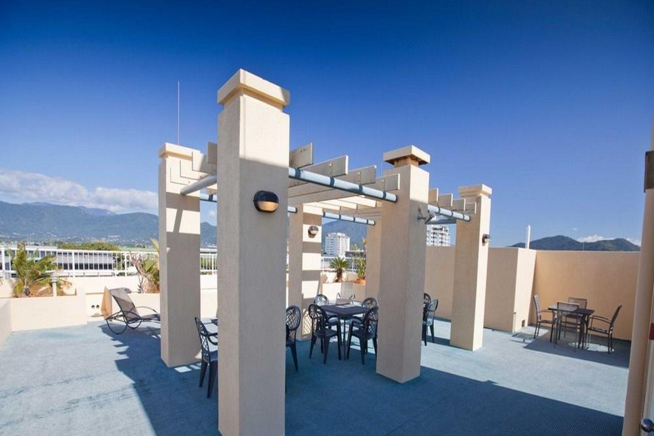 Inn Cairns Bagian luar foto