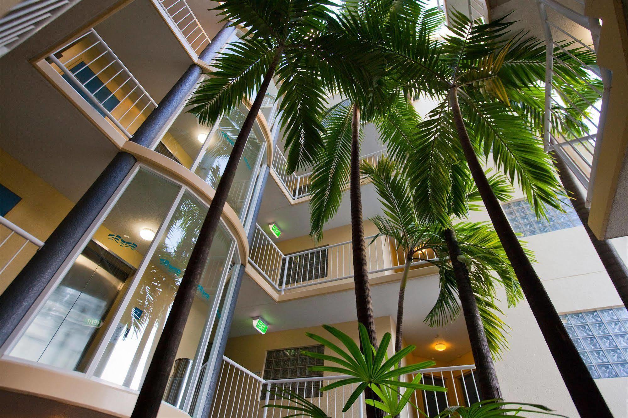 Inn Cairns Bagian luar foto